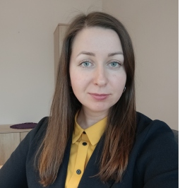 PREKIŲ ŽENKLO IŠSKIRTINUMO KŪRIMAS AI AMŽIUJE (lekt.Eglė Juozėnaitė) (4 akad. val.)