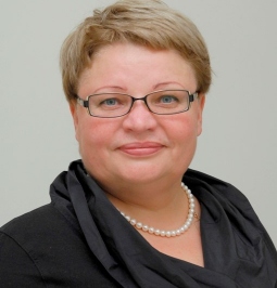ŠIUOLAIKINĖ ES POLITINĖ SISTEMA:  IŠŠŪKIAI IR PROBLEMOS (dr. A. Janužytė) (20 akad. val.)